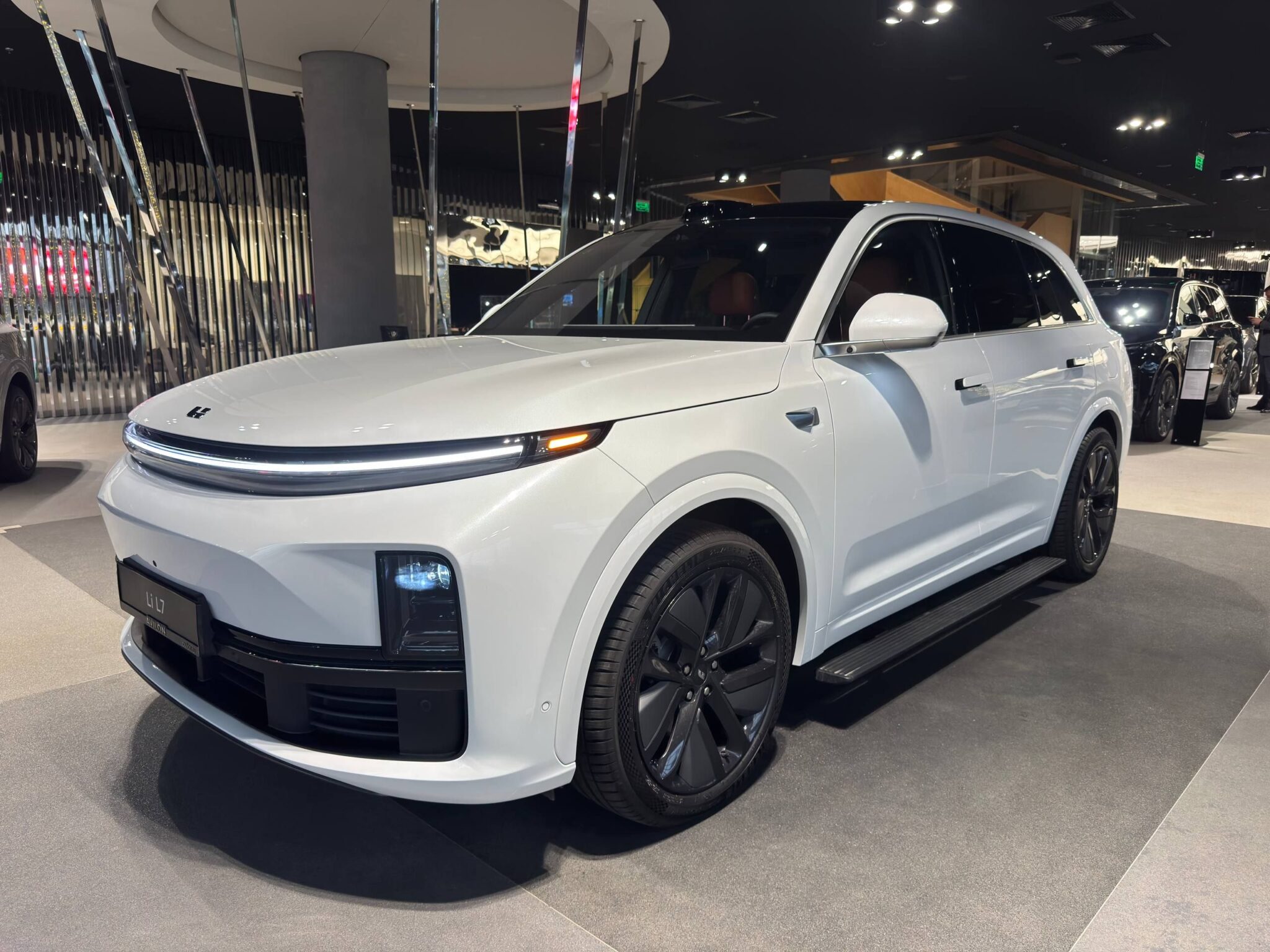 Li Auto готовит переход на твердотельные аккумуляторы